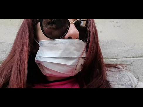 ❤️ Nicoletta报复她的邻居,在他的车库里撒尿(特别Covid19意大利检疫局) ❤️ Quality porn❌️❤